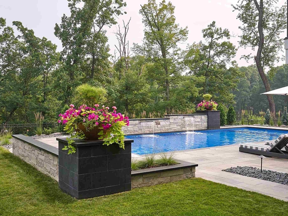 Landscaping Ideas That Transform Minneapolis Outdoor Spaces