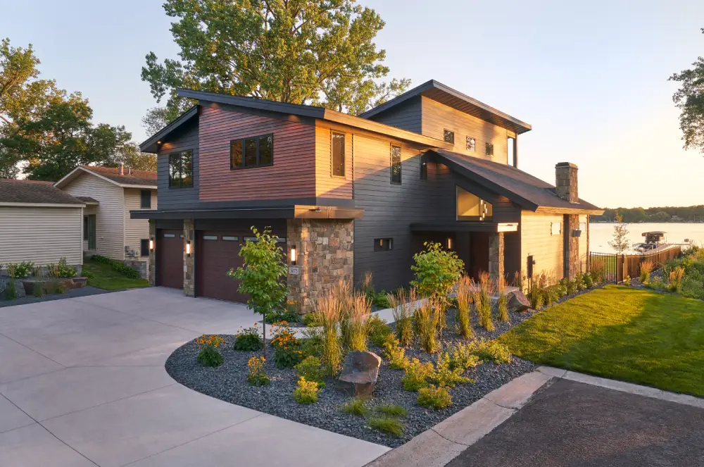 ModernLakeLife1